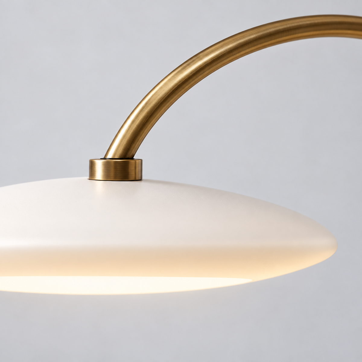 Avelin Arc Floor Lamp material and construction detail