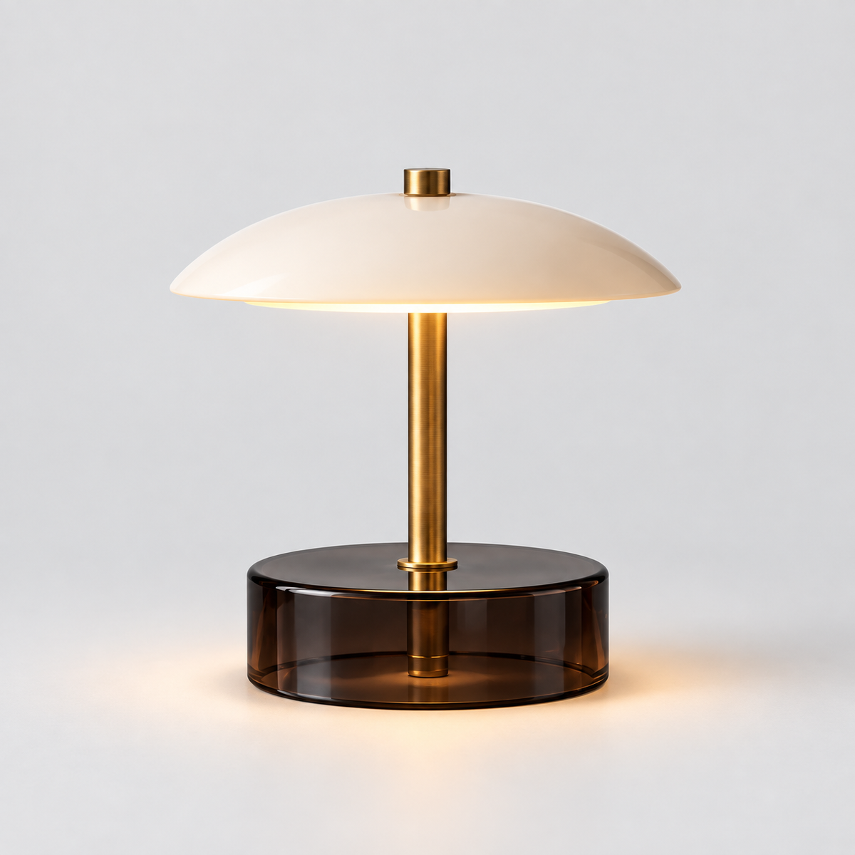 Celeste Disc Portable Lamp complete studio view